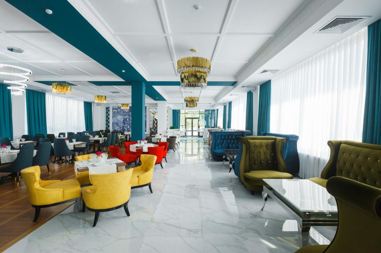 Beluga Hotel Атирау Екстер'єр фото