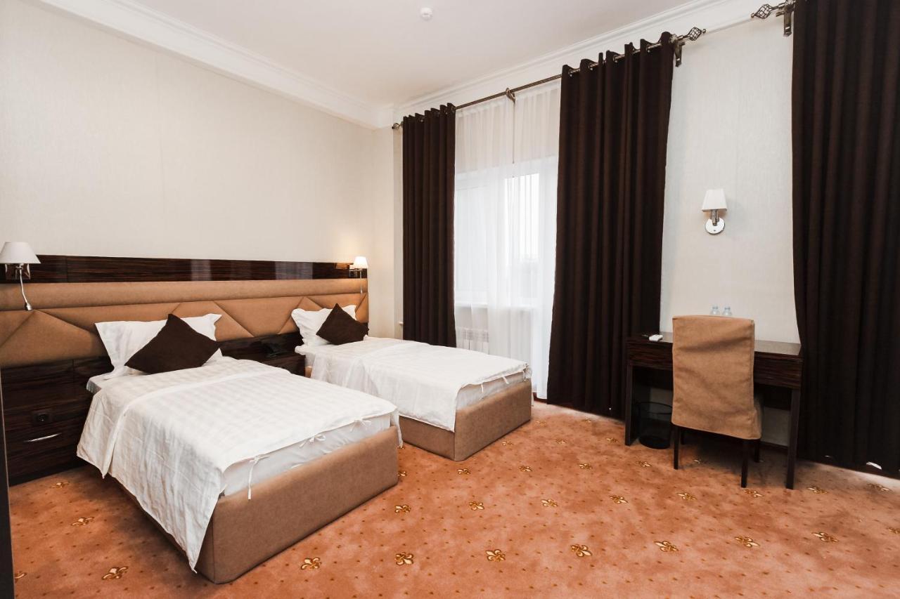 Beluga Hotel Атирау Екстер'єр фото
