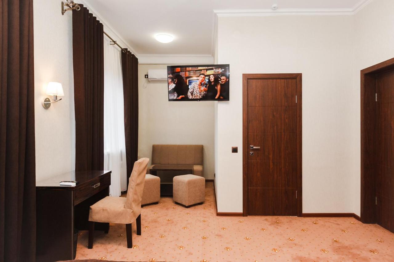 Beluga Hotel Атирау Екстер'єр фото
